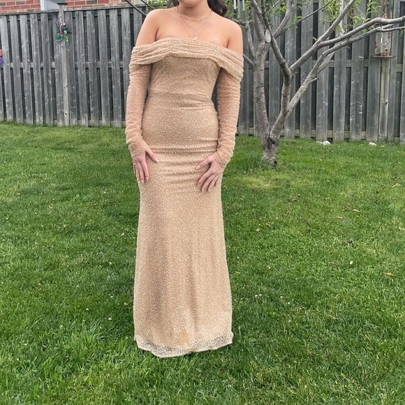 Beaded dress - Picture 3 of 7